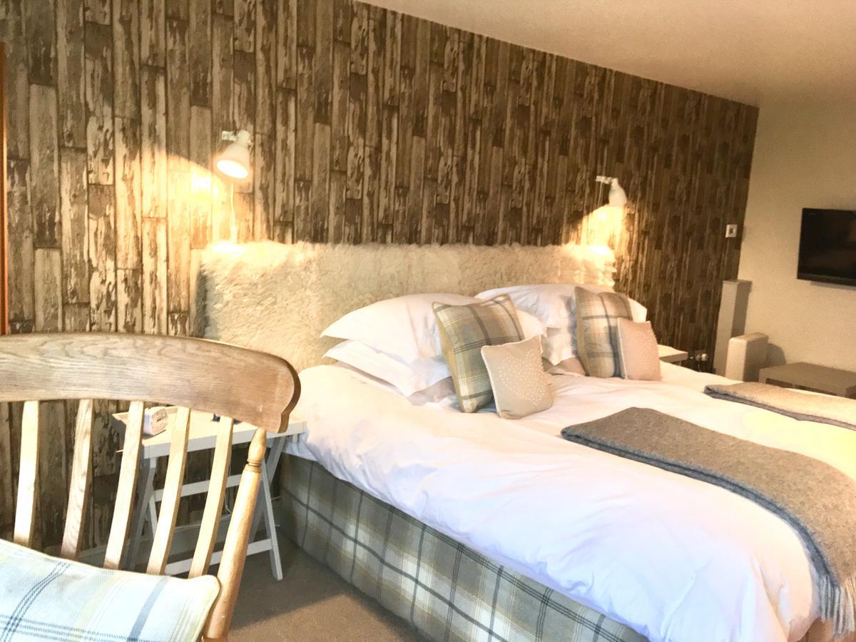Bed and Breakfast Pickersgill Manor Farm Silsden Экстерьер фото